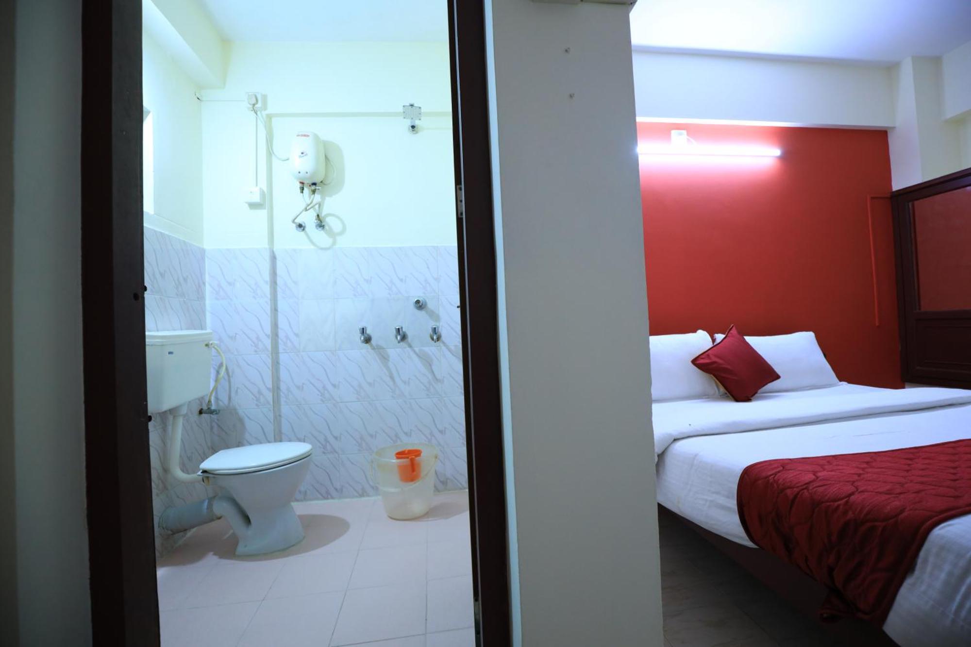 Hotel Gamas Inn Thiruvananthapuram Exterior photo